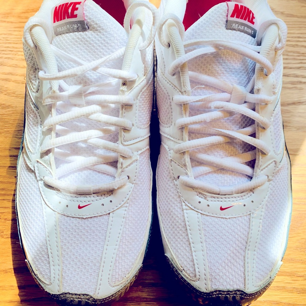 Women’s Nike Reax Sneakers, Size 10